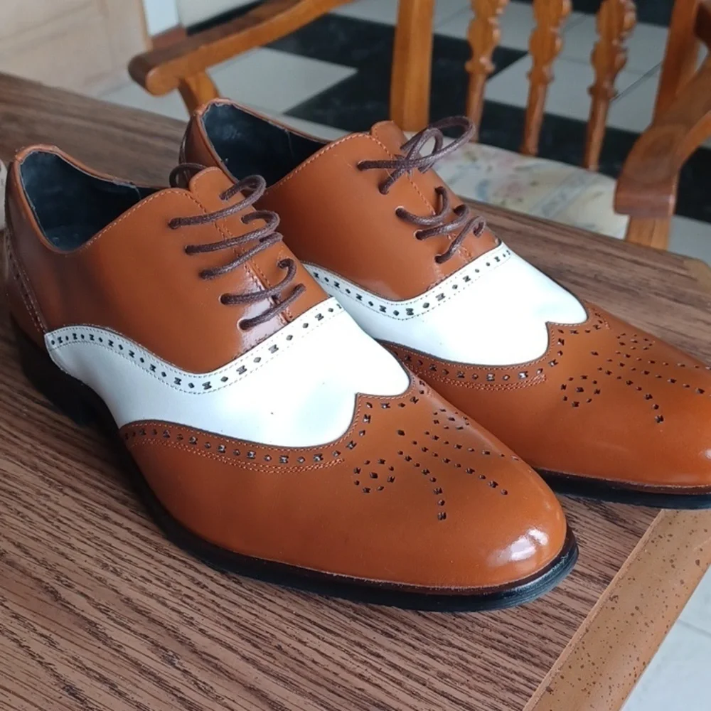 Mens Stacy Adams Wingtip oxfords, like new